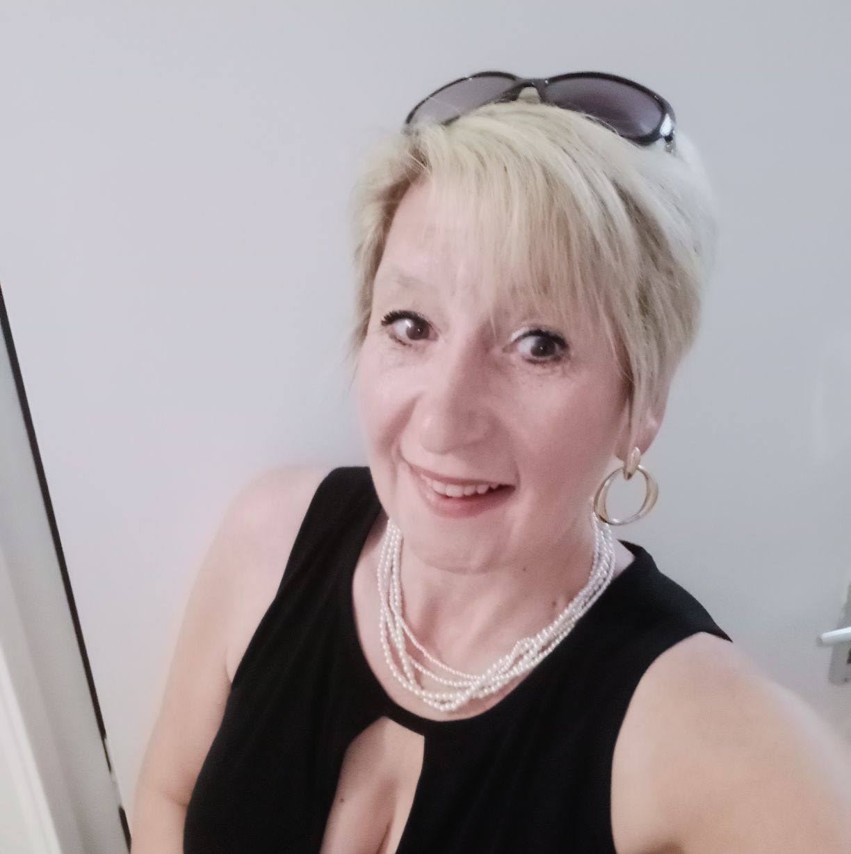 Élodie, 56 ans – Consultante